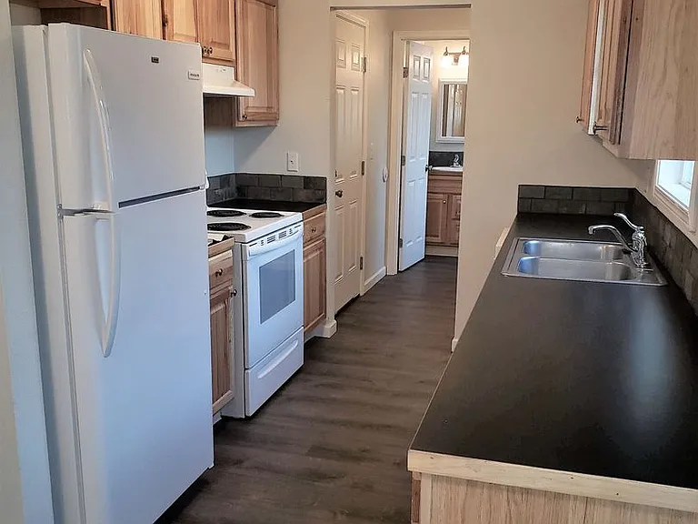 4581 Sean St — Photo 5