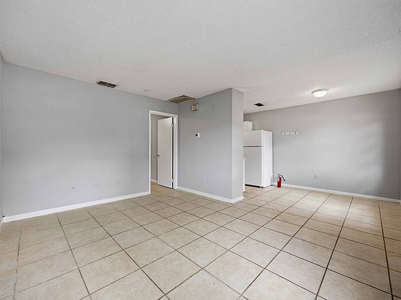 5th image of 3018 Allred Dr #A