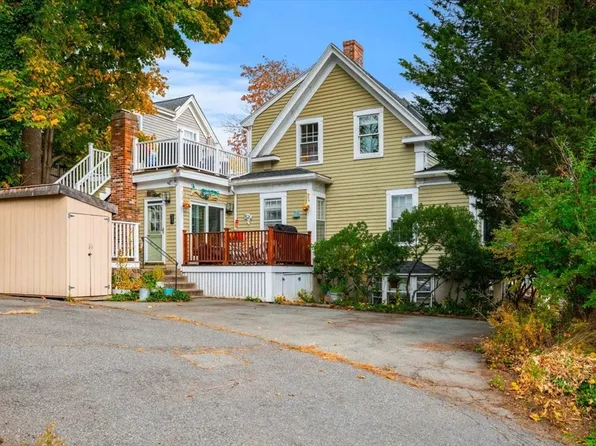 43 Sewall St #3, Marblehead, MA 01945