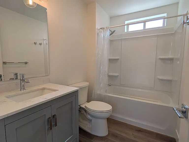 312 S Halcyon Rd #C — Photo 12