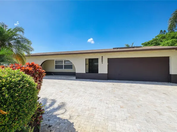8801 NW 5th St, Pembroke Pines, FL 33024