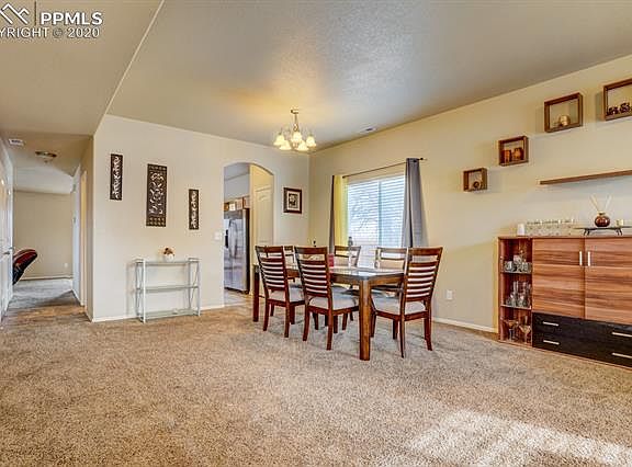 5th image of 9743 Desert Lily Cir