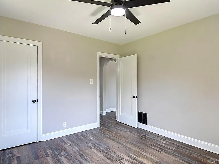 2201 Wilbraham Rd — Photo 17