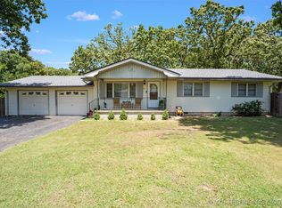 405 Lake Dr #3, Grove, OK 74344