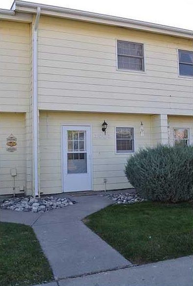 1st image of 3963 Cambridge Dr