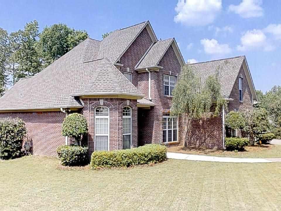 1st image of 109 Riverridge Dr