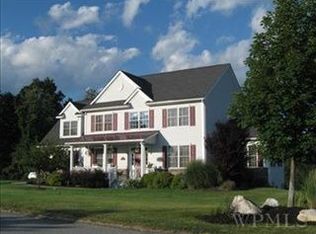 199 Roosevelt Dr, Poughquag, NY 12570