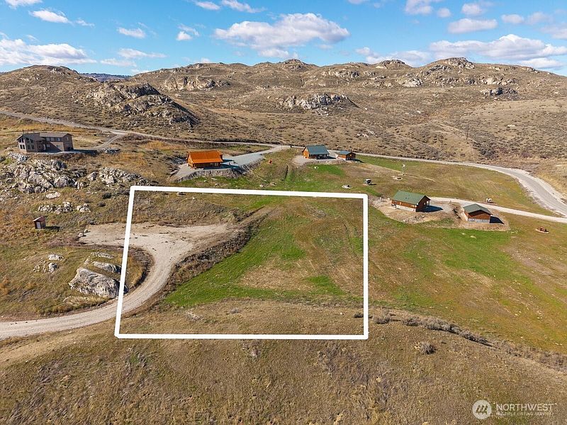 2nd image of 3 Lot 3 Overlook