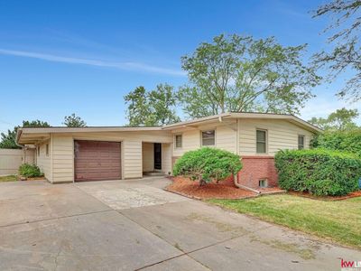 815 Northborough Ln, Lincoln, NE, 68505