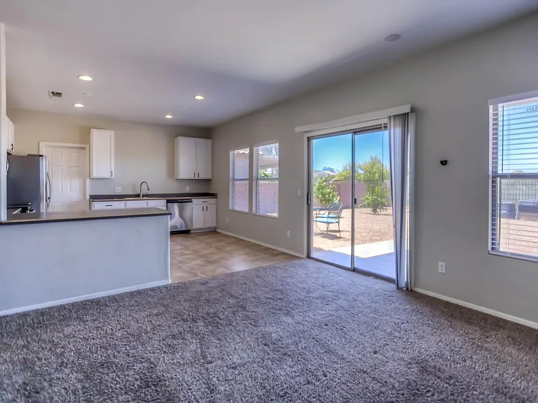 3982 W Rocky Spring Dr — Photo 4