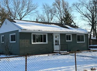 1801 Briar Rd, Valparaiso, IN 46383