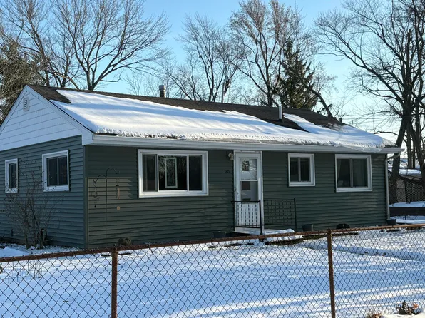 1801 Briar Rd, Valparaiso, IN 46383