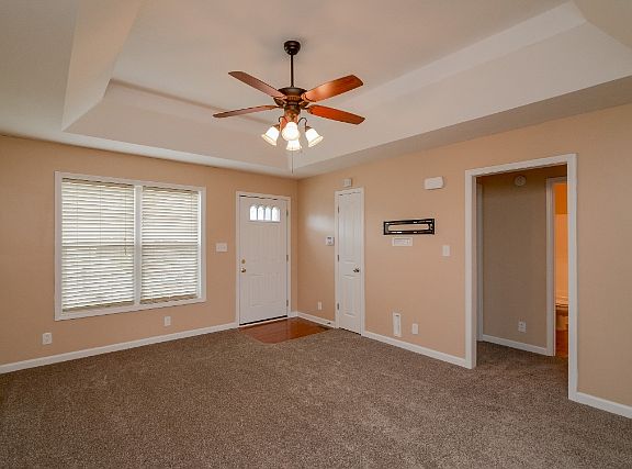 4th image of 3432 Foxrun Ln