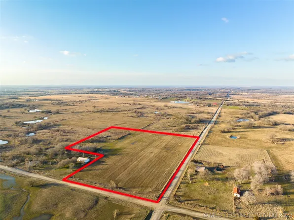 4 E 211th St S, Porter, OK 74454