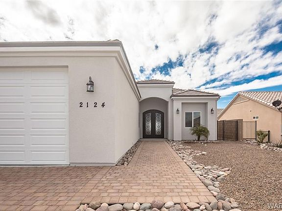 4th image of 2124 E Desert Greens Dr