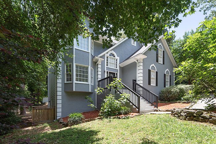 1st image of 116 Caracas Dr