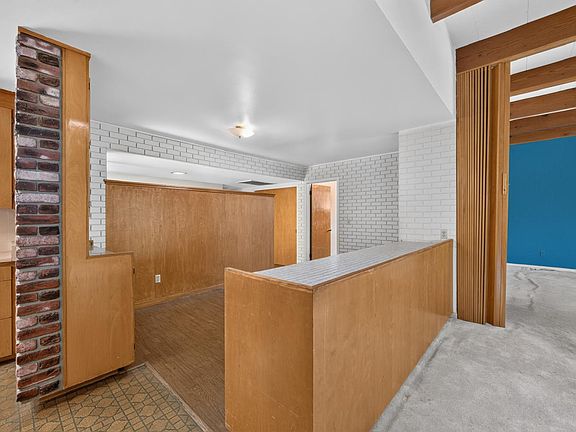 5th image of 39808 Barry Rd
