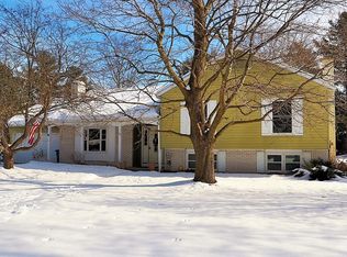 56 Macey Ln, Plattsburgh, NY 12901