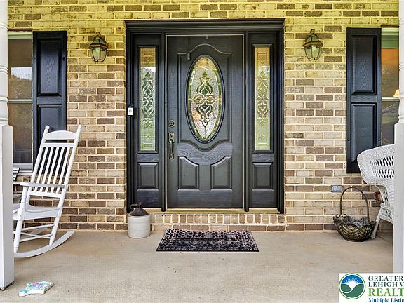 4th image of 5783 Shady Ln
