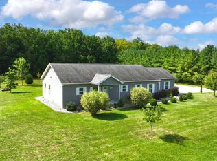 7895 Lindsey Rd, Casco, MI 48064