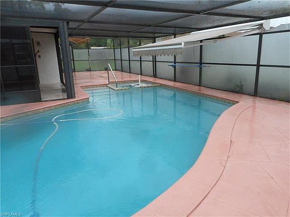 3rd image of 2404 Bay Plz