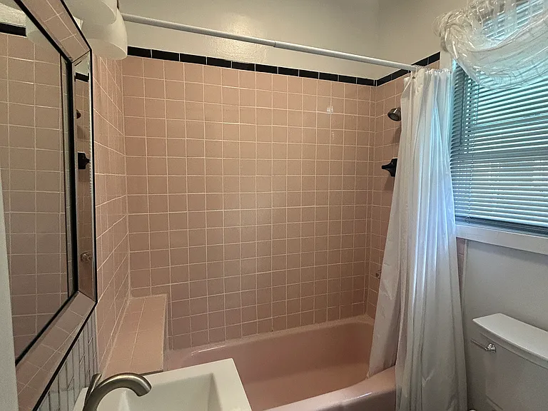 61 Locust Ave #2 — Photo 8