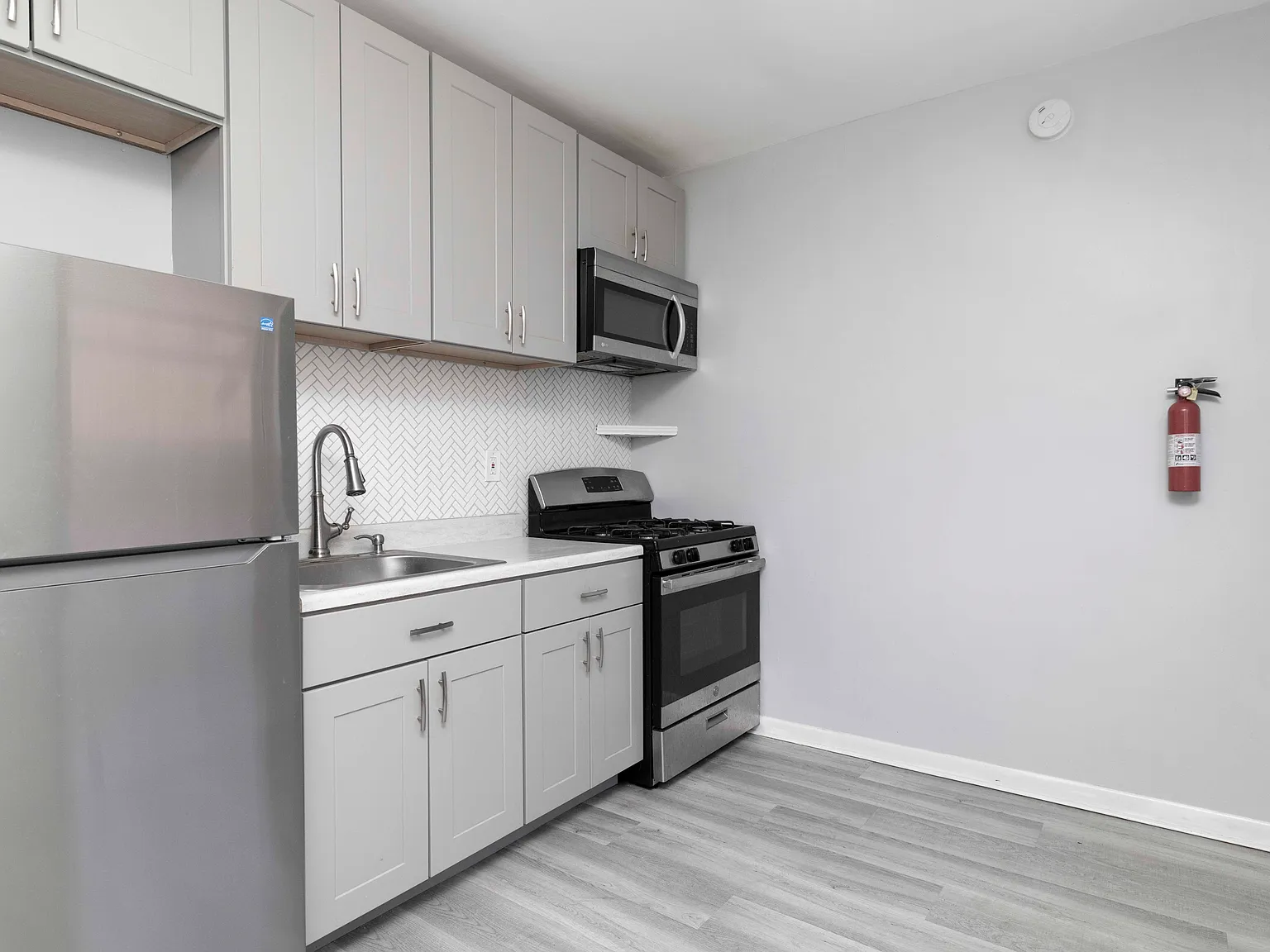 1 bed, $1,475 — Photo 2