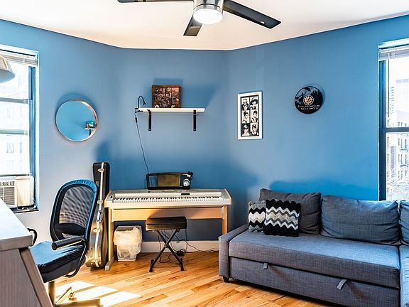 4th image of 611 W 171st St APT 22A