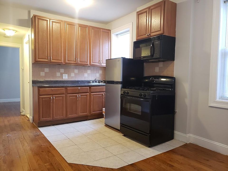 2nd image of 6310 Broadway APT 34