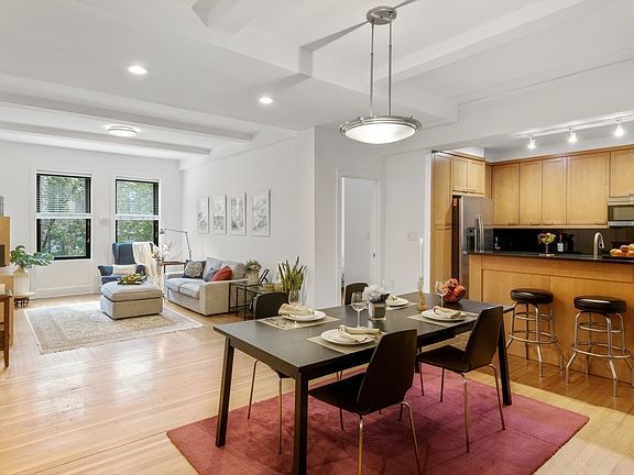 3rd image of 609 W 114th St APT 32