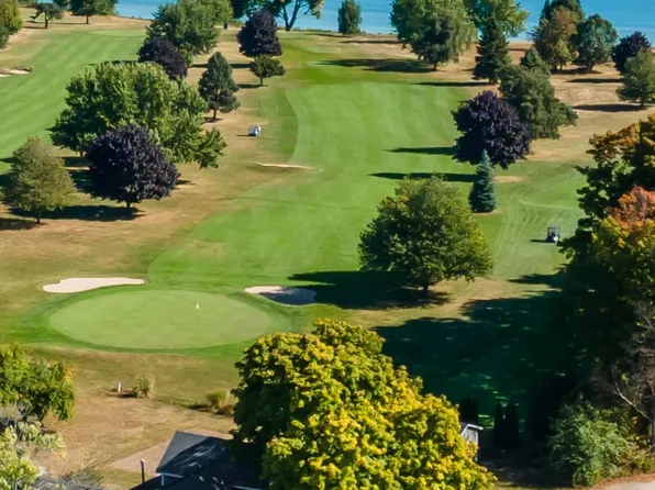 623 Buckley St, Elk Rapids, MI 49629