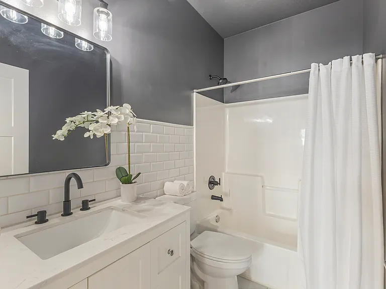 1873 E Oak Bend Dr — Photo 13
