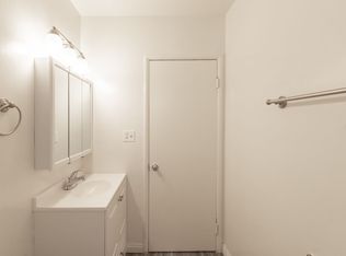 5845 W Virginia Ave #2.00, Los Angeles, CA 90038