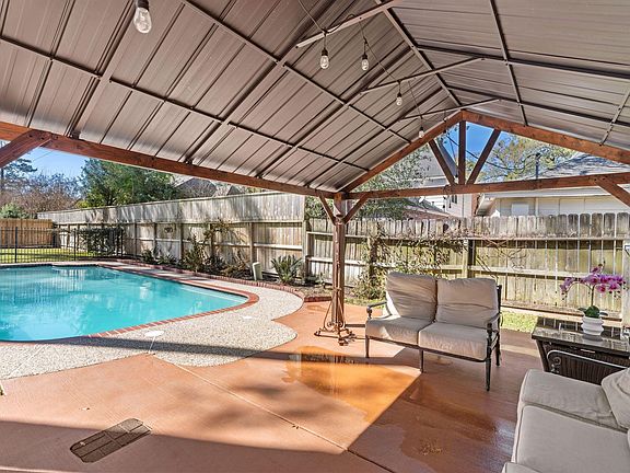 5th image of 16011 Stratton Park Dr