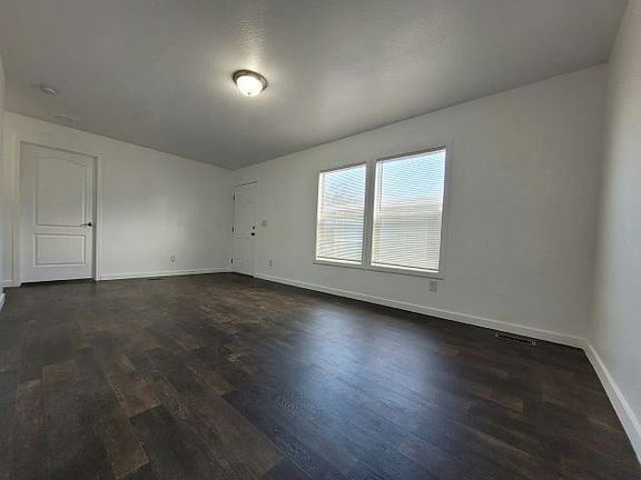 3rd image of 2038 Palm St Space 309