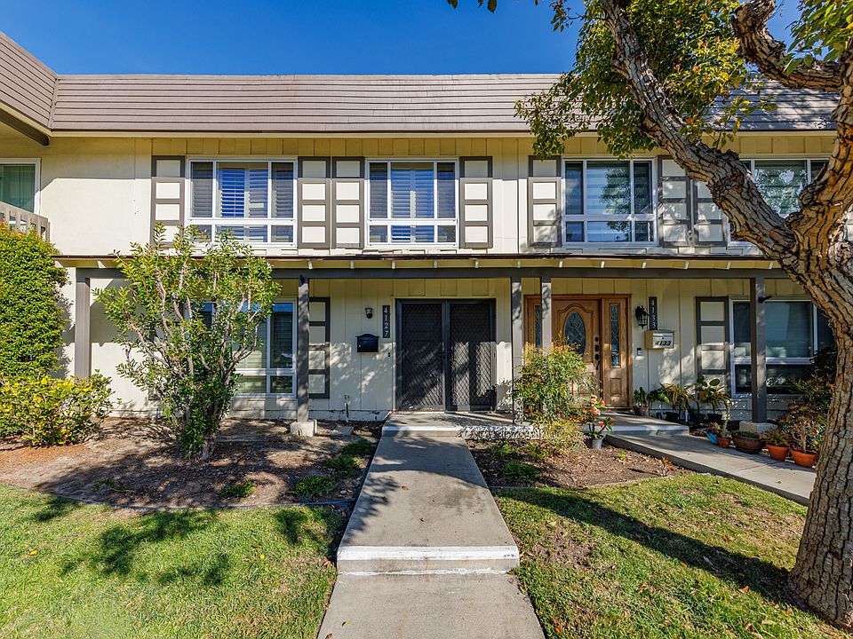 1st image of 4127 Avenida Sevilla