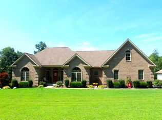 68 Tincher Hill Rd, Beattyville, KY 41311