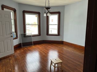 56 Clifford St APT 3, New Bedford, MA 02745