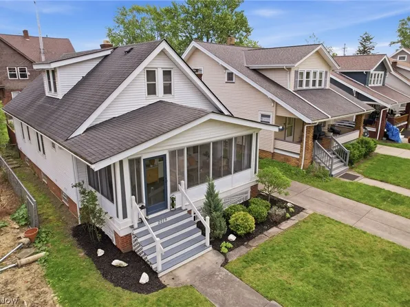 2219 Carabel Ave, Lakewood, OH 44107