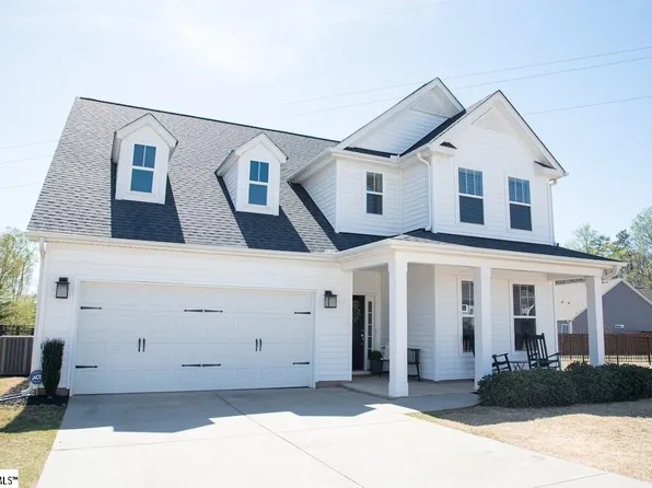305 Kelby St, Travelers Rest, SC 29690
