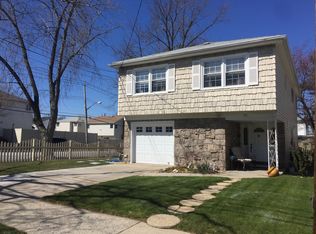 51 Perkiomen Ave, Staten Island, NY 10312