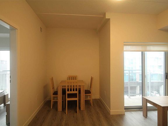 5th image of 251 Hemlock St #614