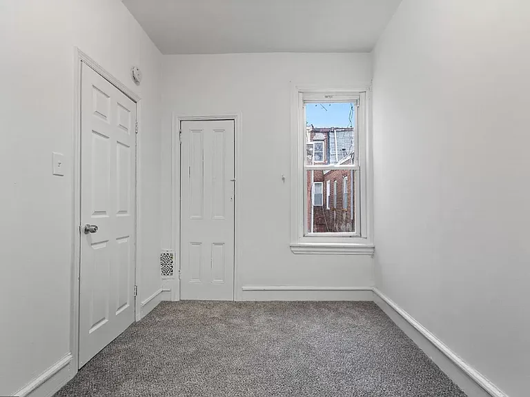 1833 N Bailey St — Photo 10