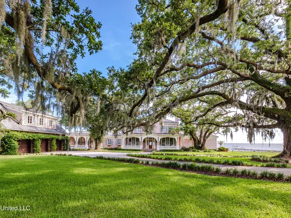 9783 Pointe Aux Chenes Rd, Ocean Springs, MS 39564