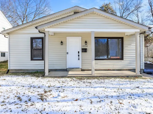 3550 High Dr, Saint Ann, MO 63074