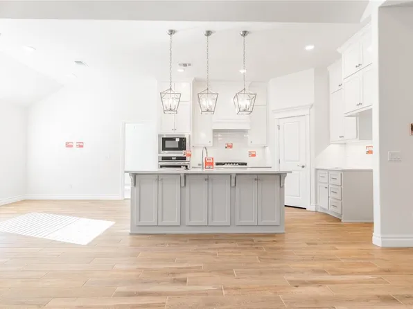 8116 NW 154th St, Edmond, OK 73013