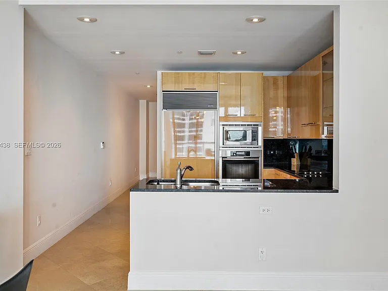 6799 Collins Ave #401 — Photo 15
