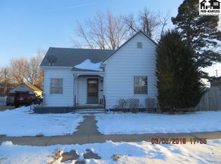 817 W 3rd St, Pratt, KS 67124