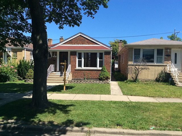 1st image of 2754 W Farwell Ave
