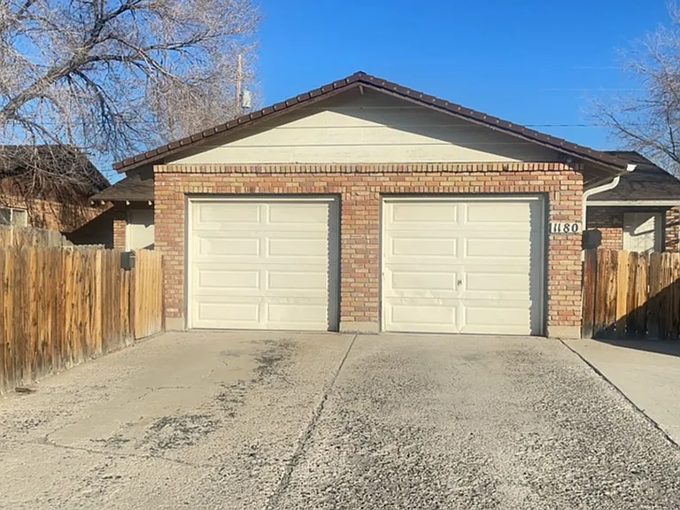 1180 Arnold Dr — Photo 1